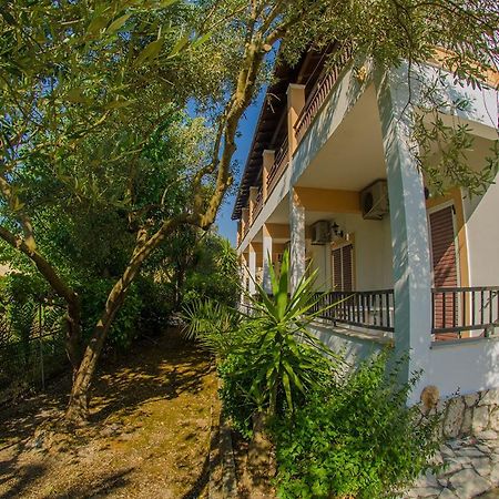 Takis Apartments Сідарі Екстер'єр фото